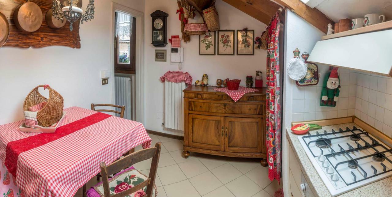 Piccola Casa Antica Appartement Ferrara Buitenkant foto
